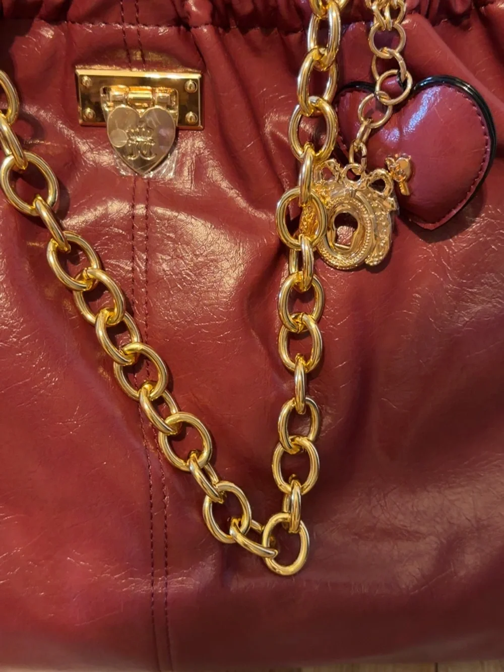 Juicy Couture Fashionable Juicy Cranberry Tote